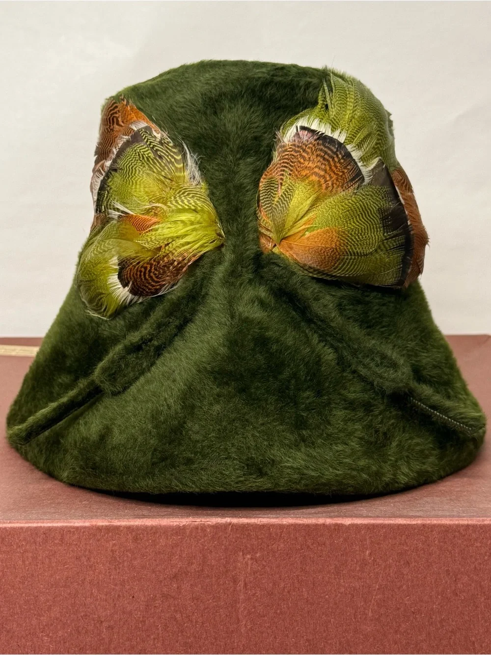 Vintage 1960s Italy Fur Felt Bucket Hat Pheasant Feather Green Cain Sloan Boxed
